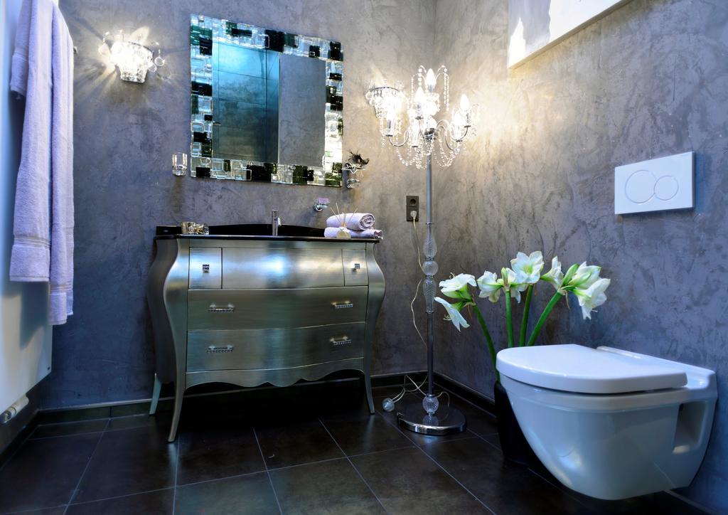 Schottennester Schlafen An Der Kraemerbruecke Erfurt Kamer foto